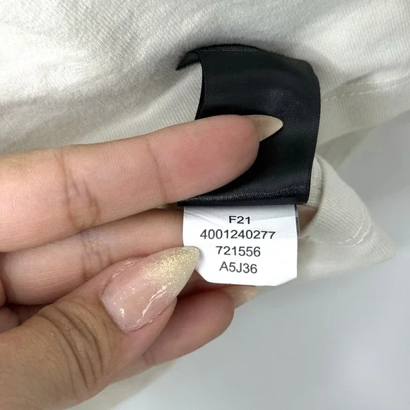 The North Face Women's S Cream Cropped Tee Multicolor Graphic Logo F21 Cotton - Picture 6 of 8